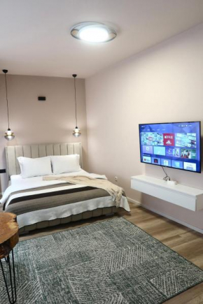 Green Apartment